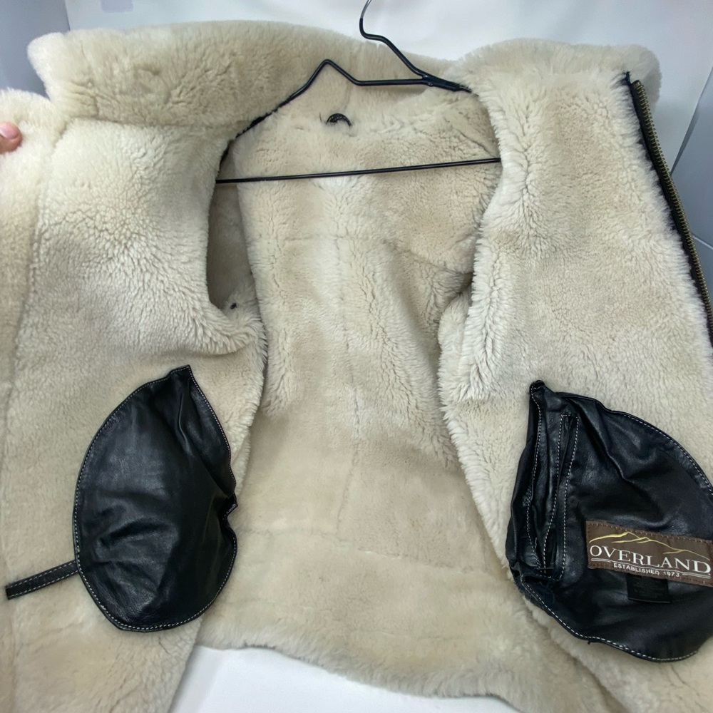 Overland Classic Sheepskin B-3 Bomber Jacket - Picture 2 of 8